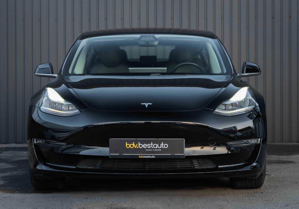 Tesla Model 3 Long Range Dual Motor AWD - Un reper modern pentru cei care cauta masini rulate Cluj