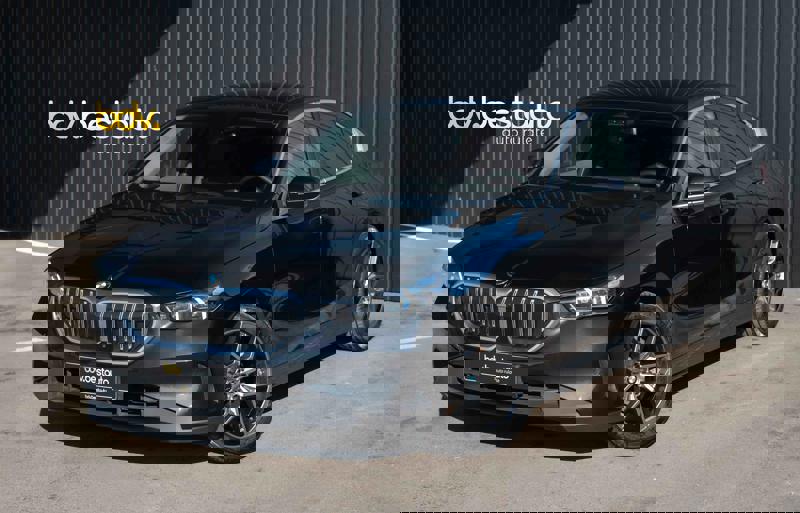 BMW Seria 5 520d xDrive Aut