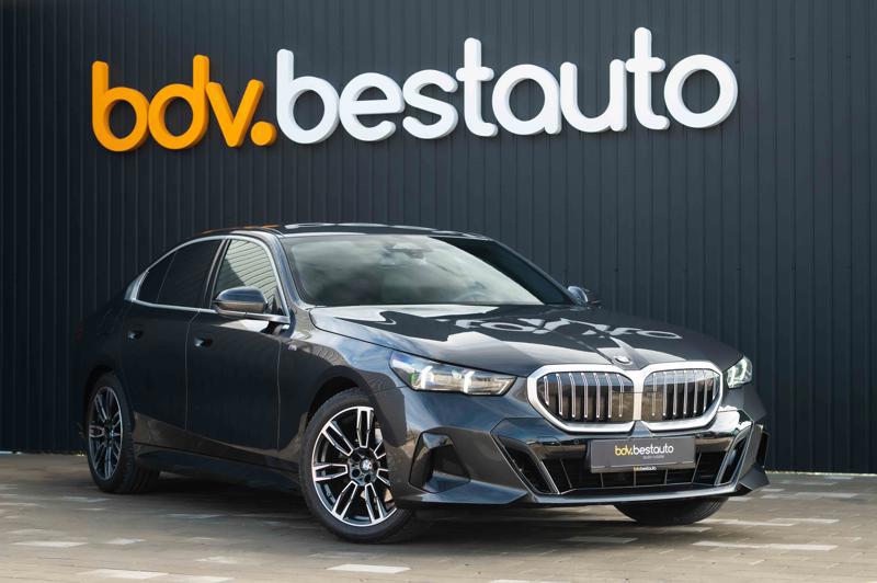 BMW Seria 5 520i M-Sport AT MHEV